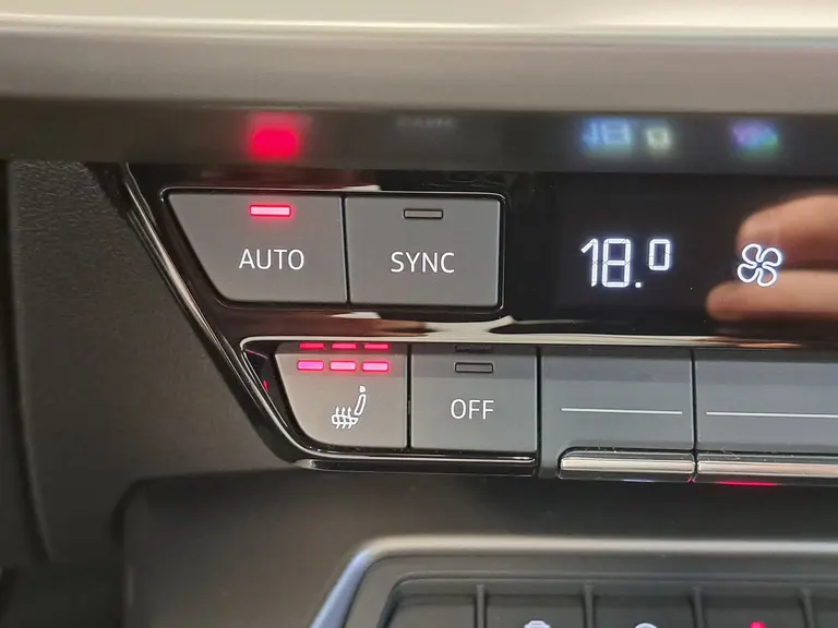 Audi A3 Limousine 30 TFSI Pro Line Navigatie Carplay Clima Cruise VCP 17"LM 24 maanden garantie mogelijk (*vraag naar de voorwaarden) afbeelding 16