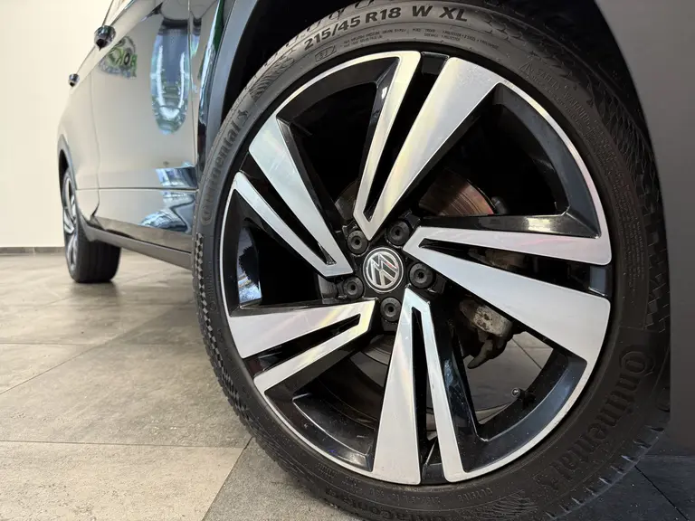 Volkswagen T-Cross 1.0 TSI Style ACC PDC Navi 2x R-Line 18''LM afbeelding 6