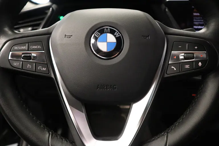 BMW 1-serie 118i Executive Edition 5-deurs Automaat (136pk) Live Cockpit Professional afbeelding 10