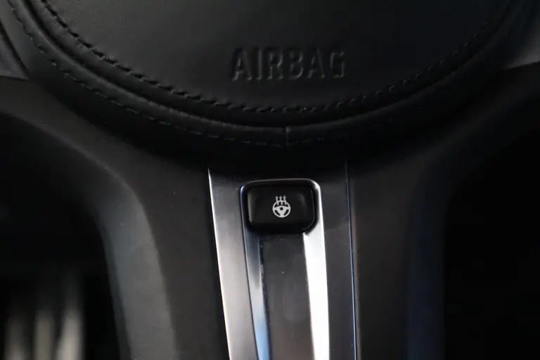 BMW 4 Serie Cabrio M440i xDrive High Executive 374PK Navigatie 360Camera Volleder Apple carplay 19LMV Head up afbeelding 11