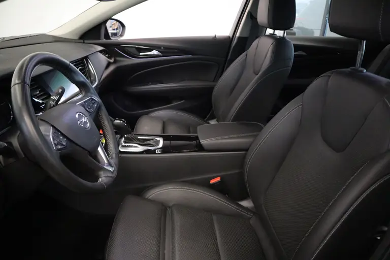 Opel Insignia Grand Sport 1.5 Turbo Business Executive BOSE Camera Lane Assist 18'' LM Keyless Go/Start afbeelding 7