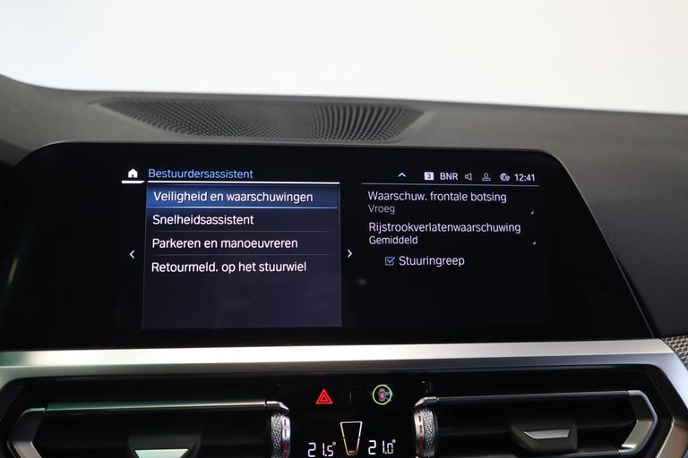 BMW 3-serie 320e M-sport Full-led VCP Navigatie 19"LM afbeelding 23