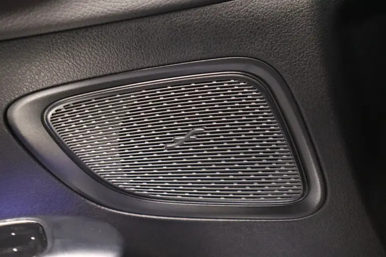 Mercedes-Benz C-Klasse Estate 300 e AMG Line Panorama Memorie Stoelen Sfeerverlichting Head up afbeelding 26