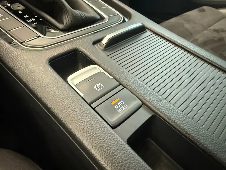 Volkswagen Passat Variant 1.5 TSI Highline Panoramadak Navigatie Full-led !! 2e Pinksterdag zijn wij geopend van 12.00 tot 17.00u !! afbeelding 21