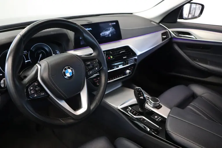 BMW 5 Serie 530e iPerformance High Executive Panoramadak VCP, Climate Control, Cruise Control, Lane Assist, afbeelding 12