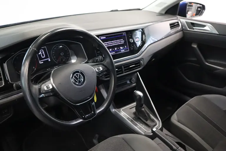 Volkswagen Polo 1.0 TSI Highline Business R ACC Parkeersensoren 16'' LM 95pk afbeelding 8