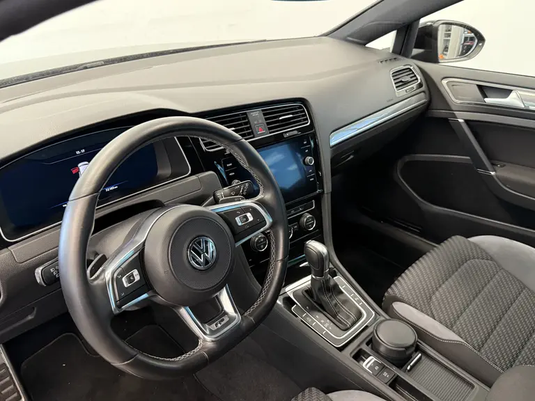 Volkswagen Golf 1.4 TSI Highline Business R Automaat DSG 18 inch achteruitrijcamera afbeelding 6