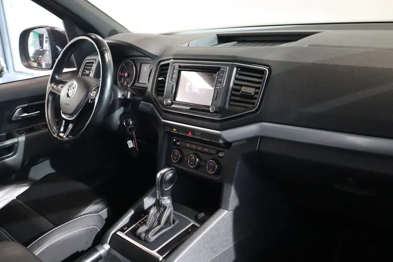 Volkswagen Amarok 3.0 TDI 4Motion DC Aventura 259pk Navigatie Stoelverwarming vol leer interieur trekhaak afdekbak 20LMV afbeelding 16