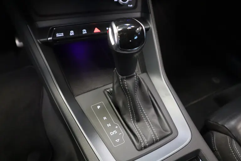 Audi Q3 Sportback 45 TFSI Quattro Black Edition Navigatie Cruise Control  VCP ACC 2 Jaar garantie mogelijk* ( vraag naar de voorwaarde) afbeelding 17