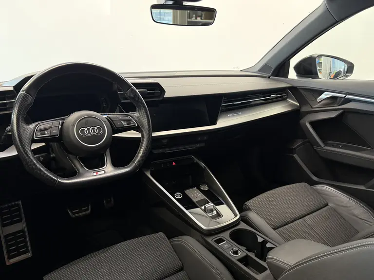 Audi A3 Limousine 30 TFSI S edition 2x S-Line Full-led Navigatie * 2e Paasdag zijn wij geopend van 12:00 tot 17:00uur! * afbeelding 10