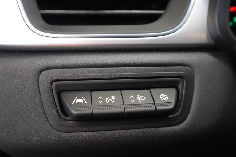 Renault Captur 1.3 TCe 130 Zen ClimateControl CruiseControl Full-led 2 Jaar garantie mogelijk* ( vraag naar de voorwaarde) afbeelding 18