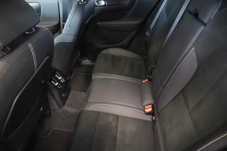 Volvo XC40 1.5 T4 Plug-in hybrid Ultimate Bright Panoramadak Navigatie Harman/Kardon CruiseControl afbeelding 20