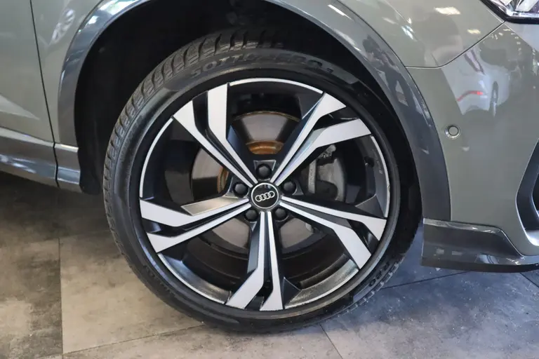 Audi Q3 Sportback 45 TFSI e S Edition Cruise/Climate Panoramadak PDC Navi Leder Sonos Sound afbeelding 4