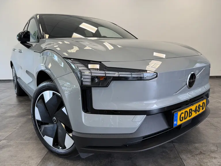 Volvo EX30 Single Motor Extended Range Plus 69 kWh 19'lmv afbeelding 4