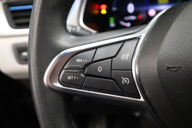 Renault Captur 1.6 E-Tech Plug-in Hybrid 160 Edition One 160PK  Navigatie 18 LMV Cruise control Lane ass afbeelding 11