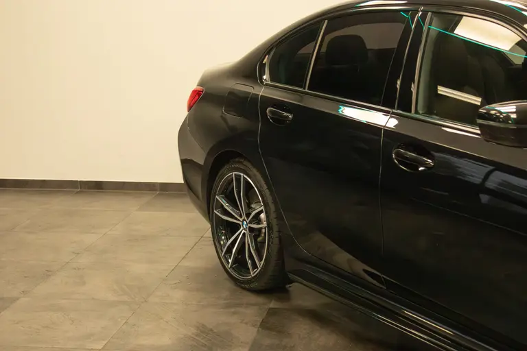 BMW 3-serie 330e High Executive M-Sport+ Head-up Laser-led Schuif/kanteldak 19"lmv 2 Jaar garantie mogelijk* ( vraag naar de voorwaarde) afbeelding 7