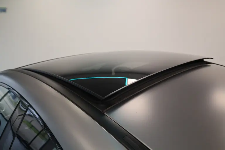 Mercedes-Benz CLA-Klasse 180 AMG Business Solution Luxery Sfeer verlichting Panoramadak, Ambi light, Navigatie, 18LMV, Matte kleur * 2e Paasdag zijn wij geopend van 12:00 tot 17:00uur! * afbeelding 5