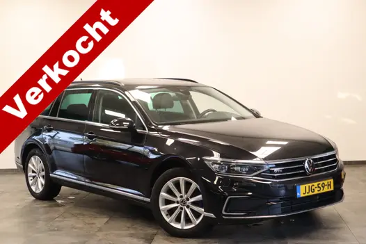 Volkswagen Passat Variant 1.4 TSI PHEV GTE Business Panoramadak Full-led Trekhaak