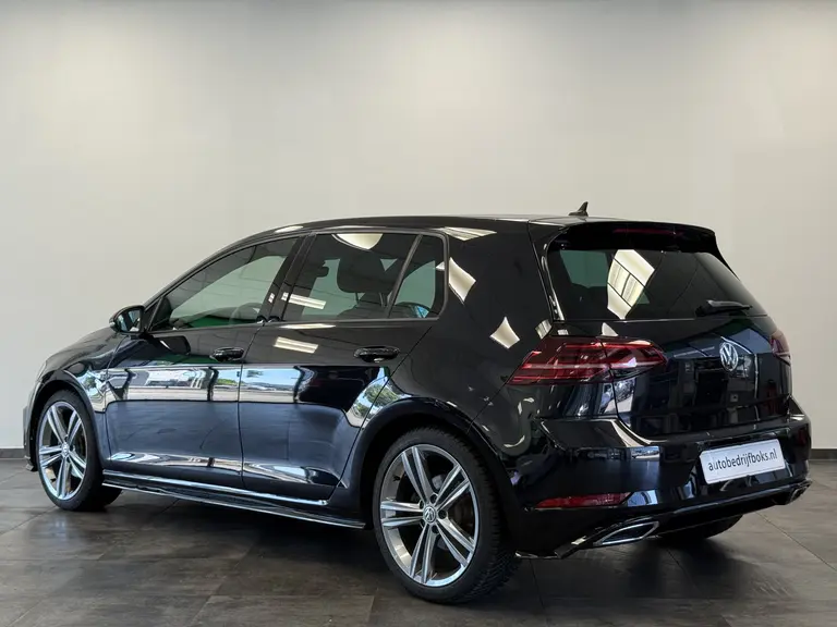 Volkswagen Golf 1.4 TSI Highline Business R Automaat DSG 18 inch achteruitrijcamera afbeelding 3