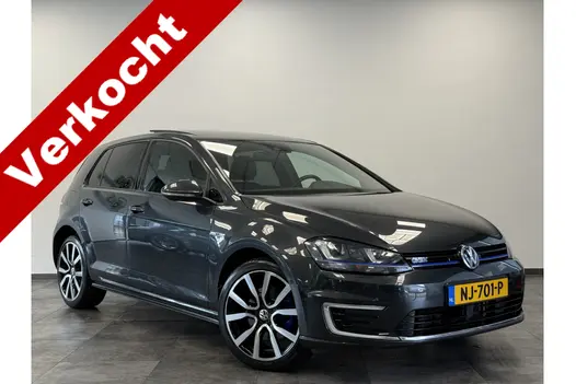 Volkswagen Golf 1.4 TSI GTE ACC PDC Panoramadak Blind Spot 18"LM