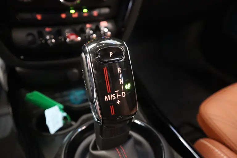 MINI Clubman 306PK 2.0 JCW ALL4 Harmann Kardon Navigatie Cruise control vol leder interieur 18LMV * 2e Paasdag zijn wij geopend van 12:00 tot 17:00uur! * afbeelding 18