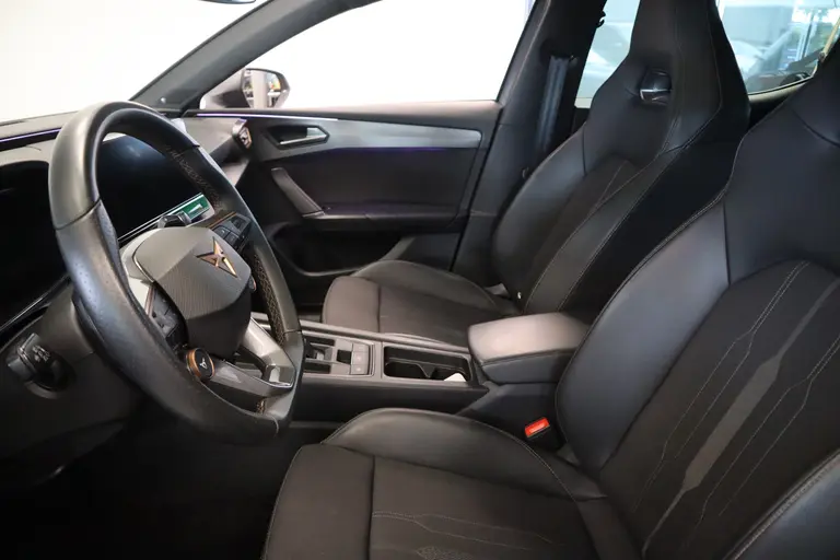 CUPRA Leon 2.0 TSI  VZ Performance 7 Automatic 300PK Panoramadak Navigatie Apple-CarPlay 19'lmv VCP PDC Beats Audio afbeelding 10