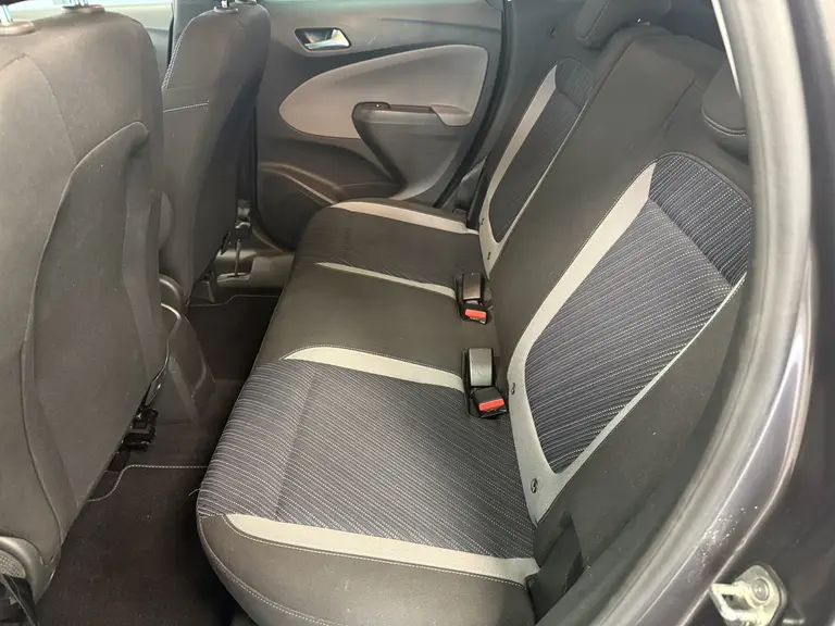Opel Crossland X 1.2 Turbo 120 Jaar Edition Navigatie CruiseControl 17'lmv !! 2e Pinksterdag zijn wij geopend van 12.00 tot 17.00u !! afbeelding 19