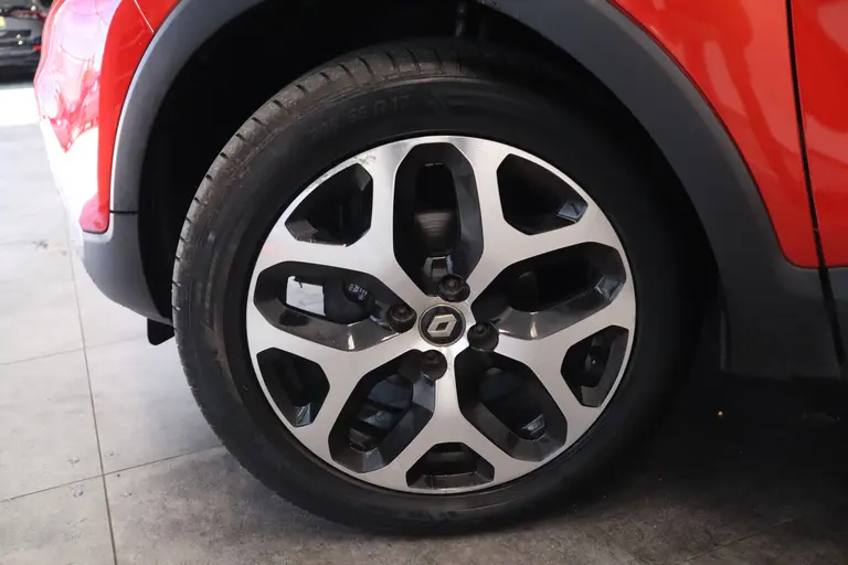 Renault Captur 0.9 TCe Intens Navigatie 17 LMV Climate Control Cruise Control Two tone lak !! 2e Pinksterdag zijn wij geopend van 12.00 tot 17.00u !! afbeelding 4