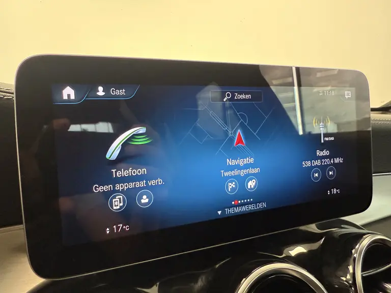 Mercedes-Benz GLC Coupé 300e 4MATIC Business Solution AMG Panoramadak PDC Achteruitrijcamera !! 2e Pinksterdag zijn wij geopend van 12.00 tot 17.00u !! afbeelding 18
