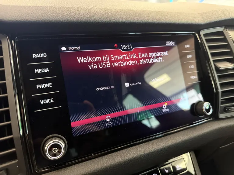 Skoda Kodiaq 1.5 TSI Sportline Business Full-led Adaptive-Cruise 20"lmv 24 maanden garantie mogelijk (*vraag naar de voorwaarden) afbeelding 7