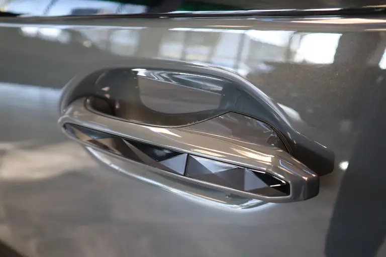 BMW XM PHEV 30 kWh Bowers & Wilkins 23''LM inidivual leder Trekhaak NL Auto * 2e Paasdag zijn wij geopend van 12:00 tot 17:00uur! * afbeelding 9