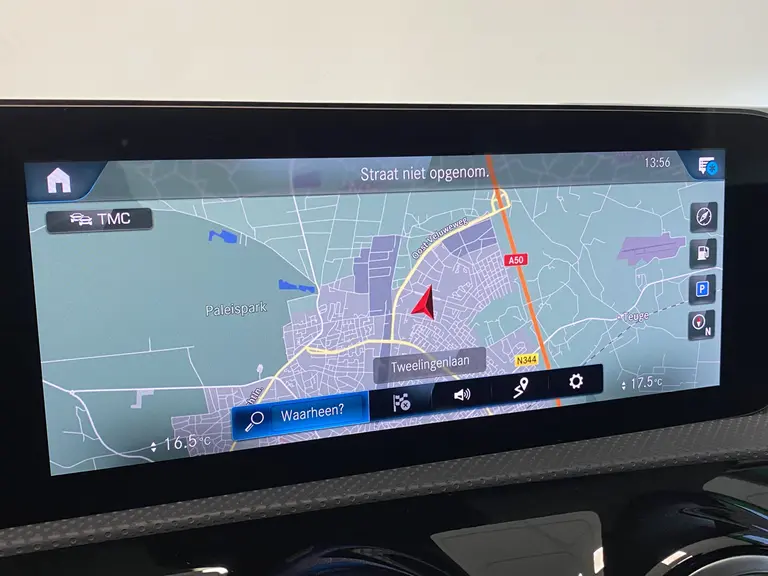 Mercedes-Benz CLA-Klasse 180 Business Solution AMG Panoramadak Sfeerverlichting 18LMV Cruise control DAB+ 2 Jaar garantie mogelijk* ( vraag naar de voorwaarde) afbeelding 20
