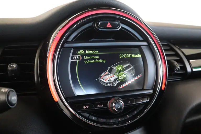 MINI Mini 1.5 Cooper JCW King's Cross Navigatie CruiseControl afbeelding 13