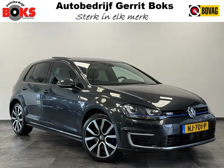 Volkswagen Golf 1.4 TSI GTE ACC PDC Panoramadak Blind Spot 18"LM afbeelding 1