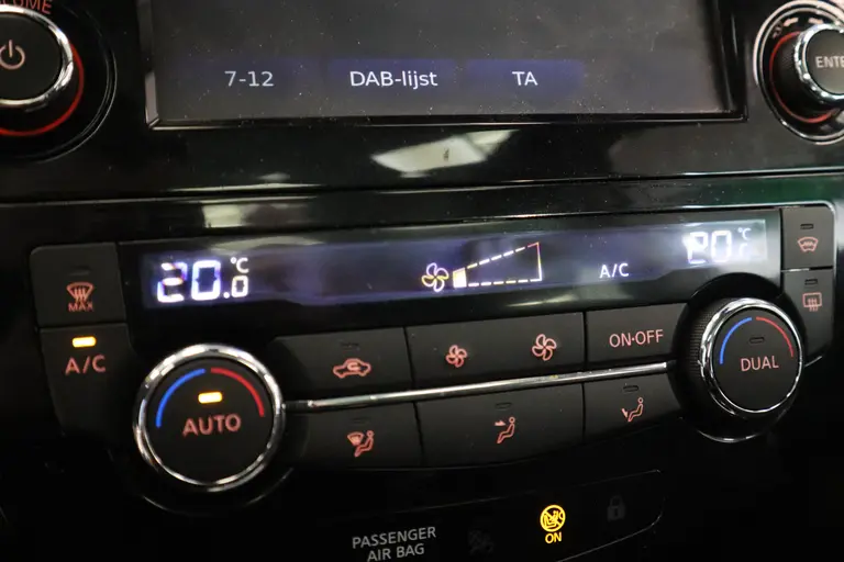 Nissan QASHQAI 1.2 Tekna 17" Panoramadak Leder Trekhaak afbeelding 13