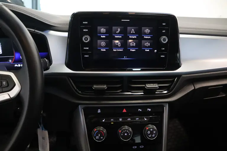 Volkswagen T-Roc 1.5 TSI Life Business Navigatie PDC 16LMV Cruise Control PDC VCP Stoelverwarming afbeelding 10
