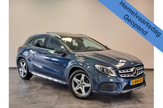 Mercedes-Benz GLA 180 Business Solution AMG Panoramadak Clima Cruise Navigatie camera 18"LM * Hemelvaartsdag geopend van 12:00 tot 17:00u *