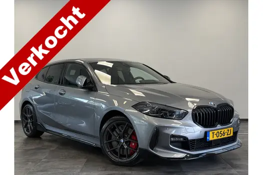 BMW 1-serie 120i Cruise/Climate Panoramadak NAP 18''LM Performance 24 maanden garantie mogelijk (*vraag naar de voorwaarden)