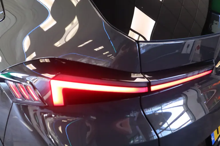 BMW XM PHEV 30 kWh Bowers & Wilkins 23''LM inidivual leder Trekhaak NL Auto afbeelding 8