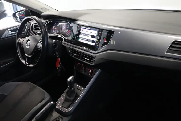 Volkswagen Polo 1.0 TSI Comfortline Panoramadak Navigatie Full-led afbeelding 18