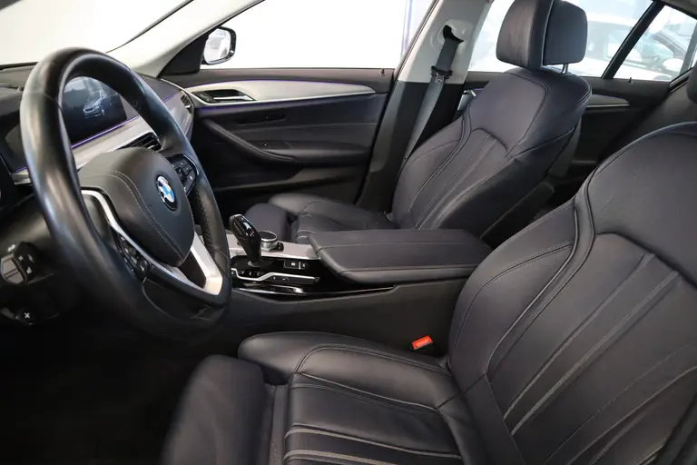 BMW 5 Serie 530e iPerformance High Executive Panoramadak VCP, Climate Control, Cruise Control, Lane Assist, afbeelding 11