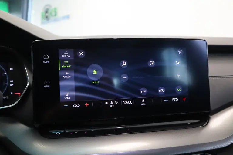 Skoda Octavia Combi 1.4 TSI iV PHEV Business Edition Panoramadak Navigatie Full-led afbeelding 17