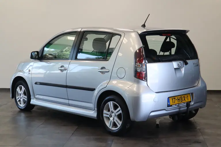 Daihatsu Sirion 2 1.3-16V Sport Airco 14 LMV CV afbeelding 3