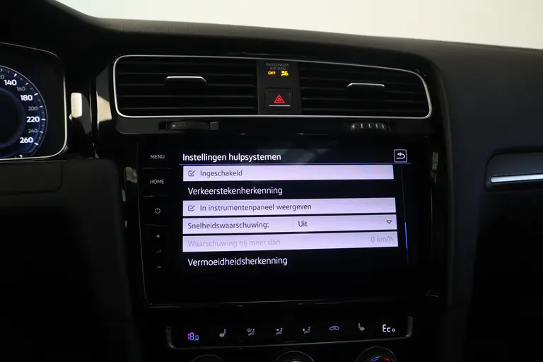 Volkswagen Golf 1.4 TSI PHEV GTE Cruise ACC Panodak 18" LM Stoelverwarming Climate Navi Carplay/Android afbeelding 18