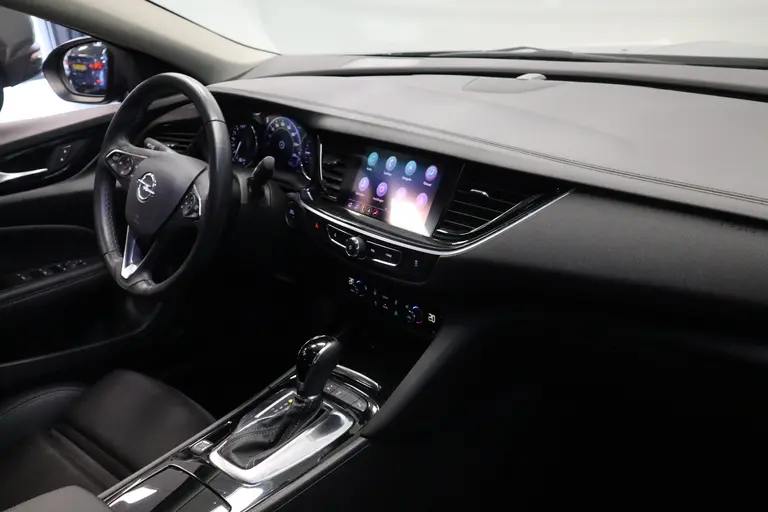 Opel Insignia Grand Sport 1.5 Turbo Business Executive BOSE Camera Lane Assist 18'' LM Keyless Go/Start afbeelding 21