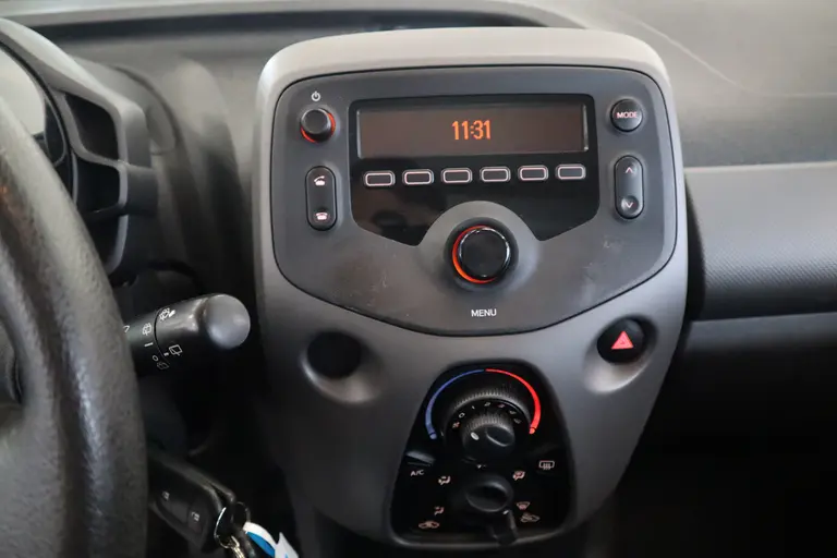 Peugeot 108 1.0 e-VTi Active 5-Drs. Airco afbeelding 8