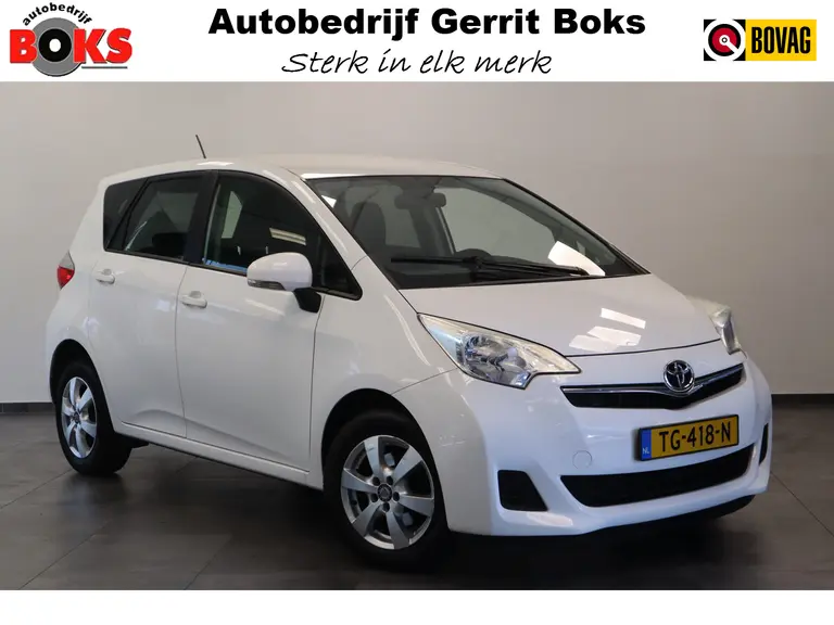 Toyota Verso-S 1.3 VVT-i Comfort Plus Automaat Navigatie Airco CruiseControl afbeelding 1