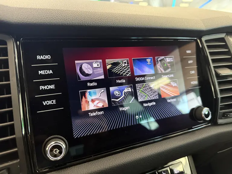 Skoda Kodiaq 1.5 TSI Sportline Business Full-led Adaptive-Cruise 20"lmv 24 maanden garantie mogelijk (*vraag naar de voorwaarden) afbeelding 8