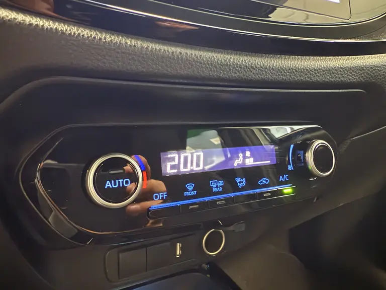 Toyota Aygo X 1.0 VVT-i S-CVT Envy 5-Drs. ClimateControl 18'lmv Navigatie 24 maanden garantie mogelijk (*vraag naar de voorwaarden) afbeelding 15
