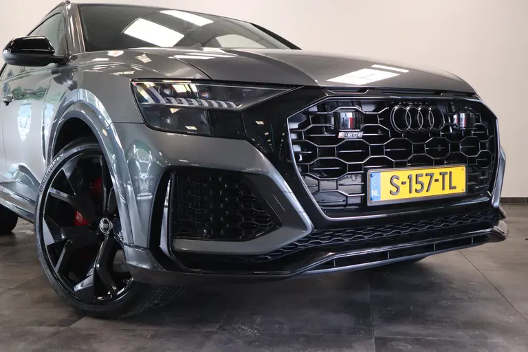 Audi Q8 4.0 TFSI RS Q8 quattro Panoramadak 23''Velgen Head-Up B&O Audio afbeelding 2